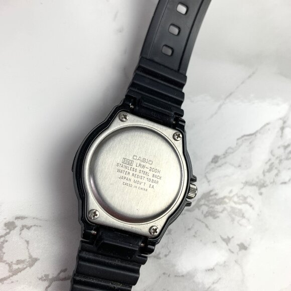 Casio Quartz Gradient Pink Dial - Black Frame and Strap (Model LRW-200H) - Picture 3 of 4